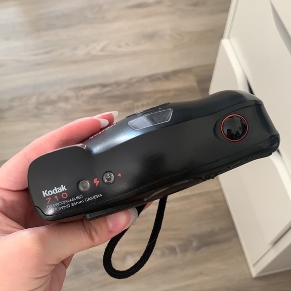 KODAK STAR 710 FILM CAMERA - Picture 5 of 5